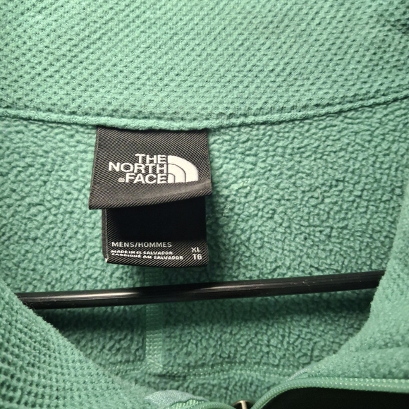 The North Face Green Pullover - Picture 3 of 4